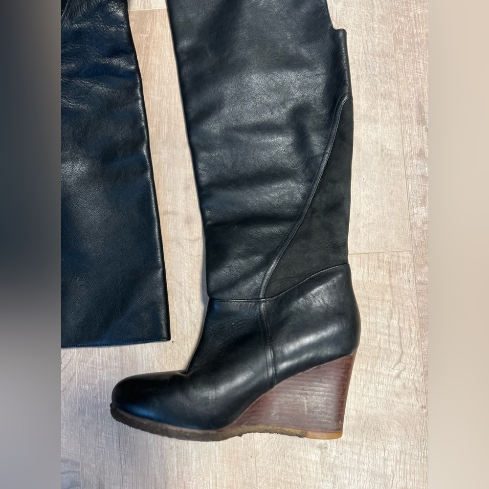 Ugg Ravenna Black Leather Tall Cuffed Wedge Boots size 8 - Picture 4 of 6